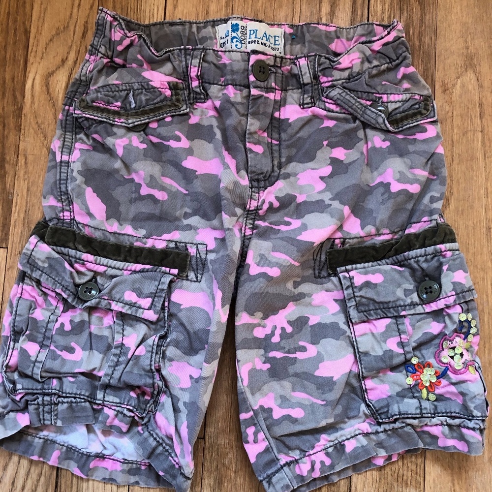 Girl's Camo Shorts! So cute!